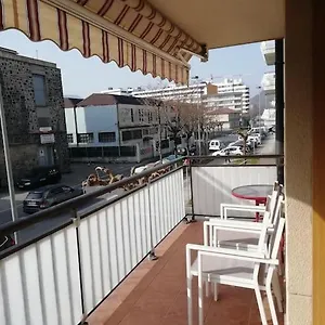 Amplio Y Soleado Alquilo Entero De 3 5 Personas Apartamento Zarautz